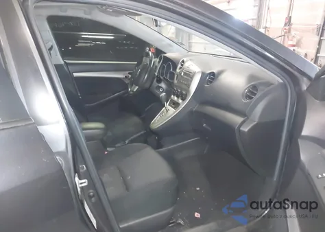 2010 Toyota Matrix S z USA, uszkodzony, nr VIN 2T1LE4EE8AC017985